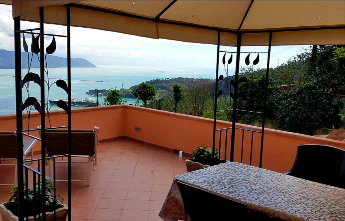 La Finestra Sul Mare Villa La Spezia Exterior photo